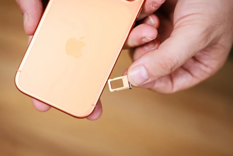 Как перейти с обычной SIM на eSIM